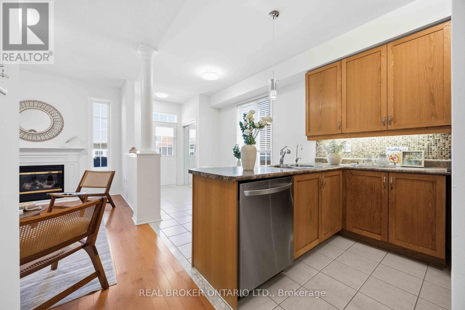 3 Evaridge Drive, Markham, Ontario  L6B 1E9 - Photo 17 - N13216500