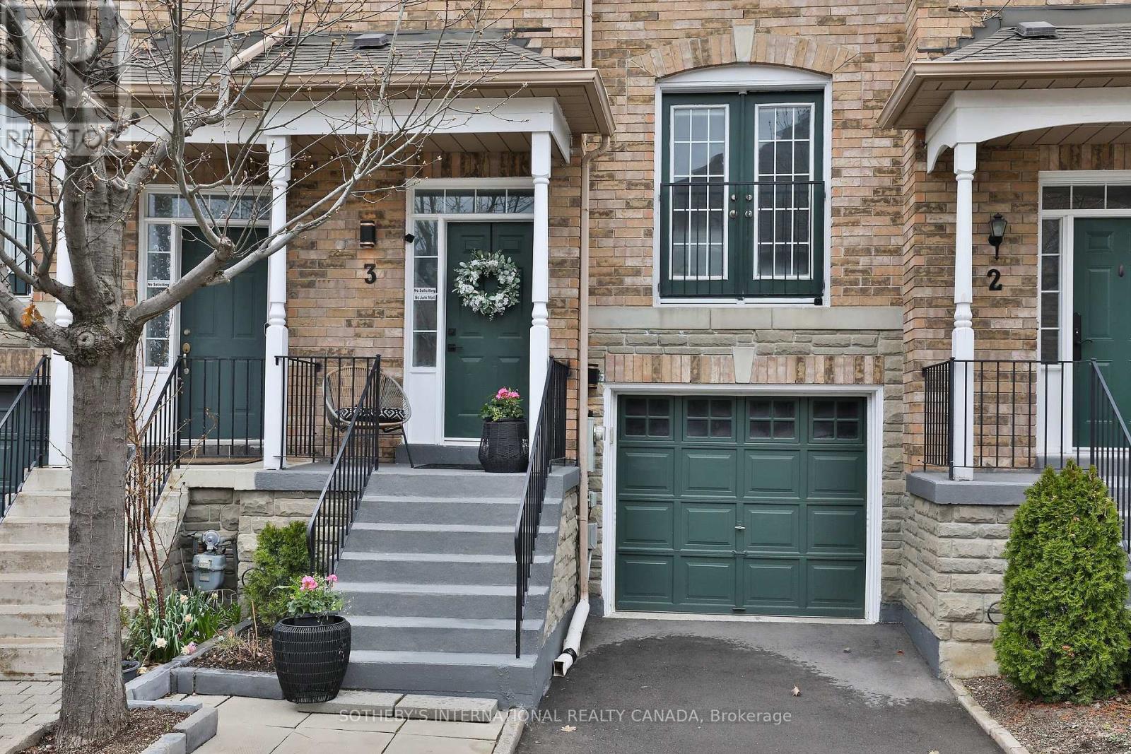3 - 20 MINTON DRIVE, Vaughan, Ontario