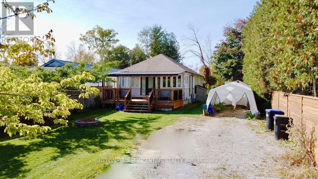 1556 Houston Avenue, Innisfil, Ontario  L9S 4M7 - Photo 3 - N13216600