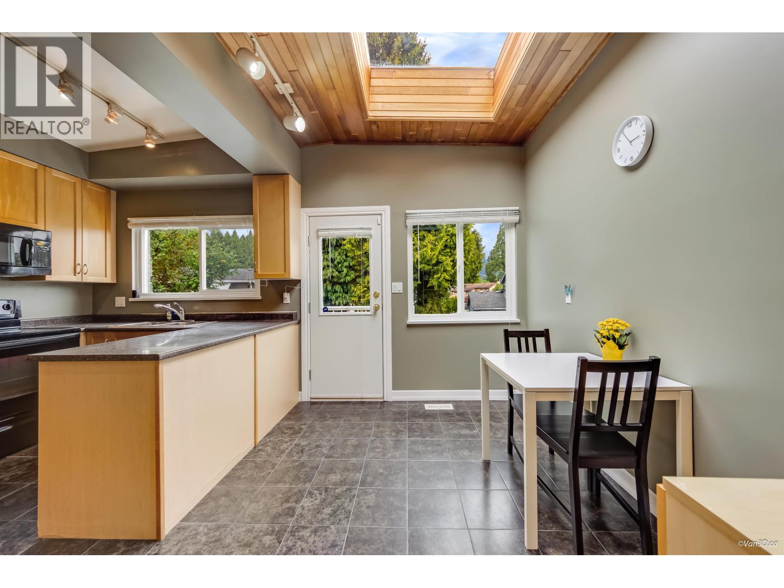 1066 Bernard Place, Port Coquitlam, British Columbia  V3B 1W8 - Photo 24 - R3127791