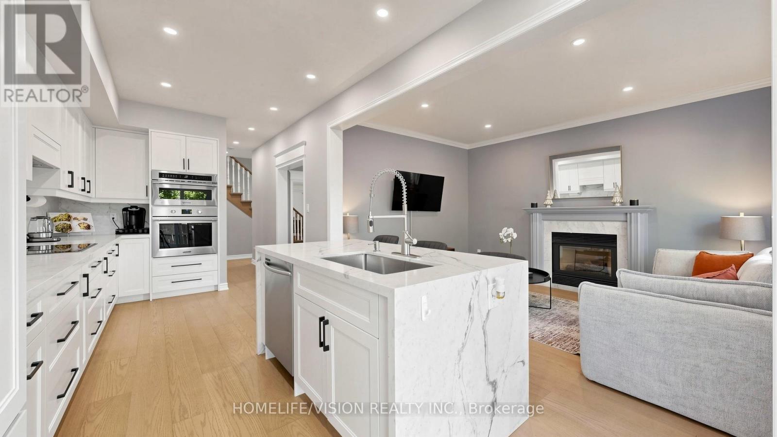 19 - 190 Harding Boulevard W, Richmond Hill, Ontario  L4C 0J9 - Photo 16 - N13216580