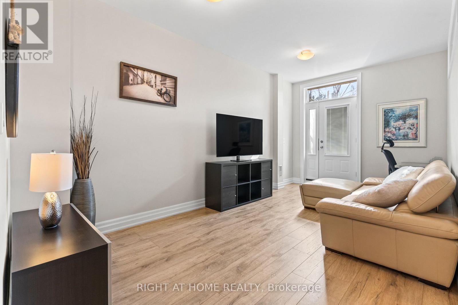 91b Evans Avenue, Toronto, Ontario  M8Z 1H7 - Photo 39 - W13216540