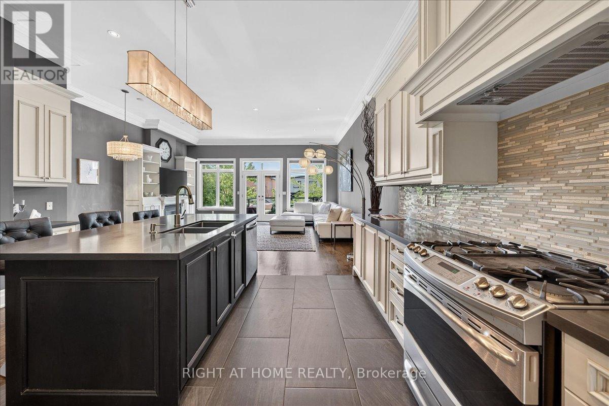 91b Evans Avenue, Toronto, Ontario  M8Z 1H7 - Photo 8 - W13216540