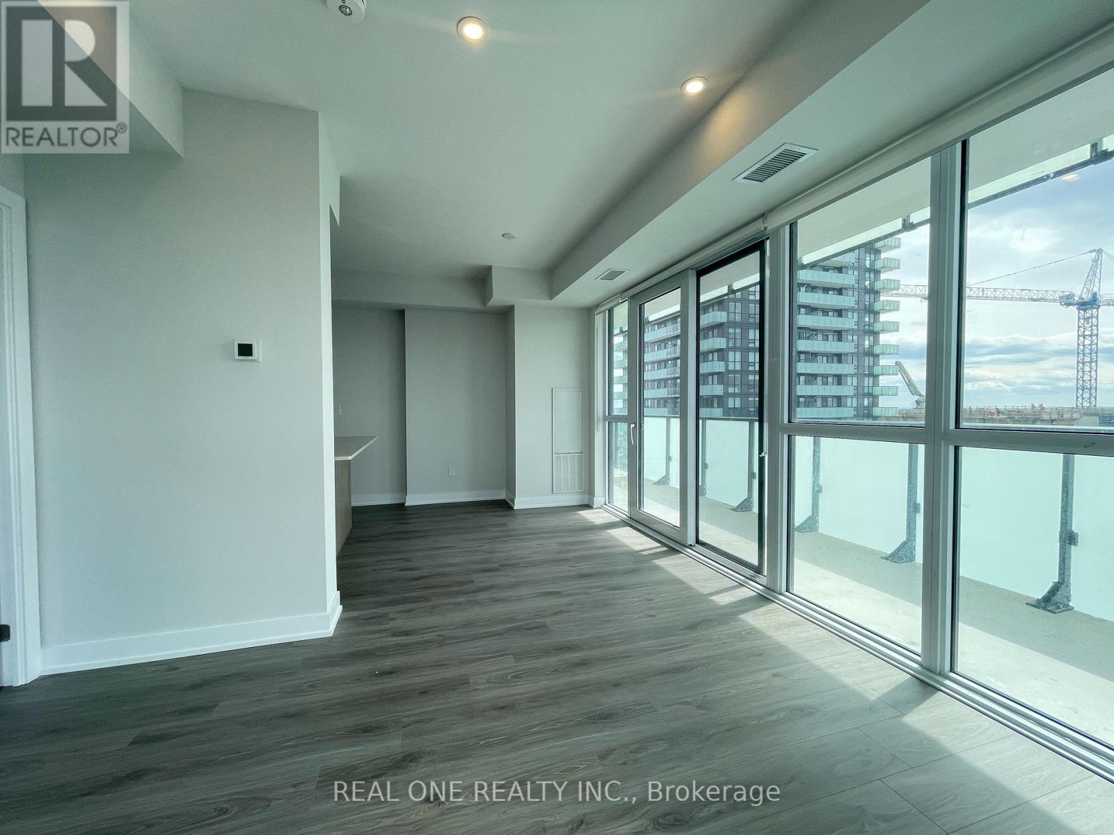 2208 - 430 Square One Drive, Mississauga, Ontario  L5B 0L6 - Photo 18 - W13216578