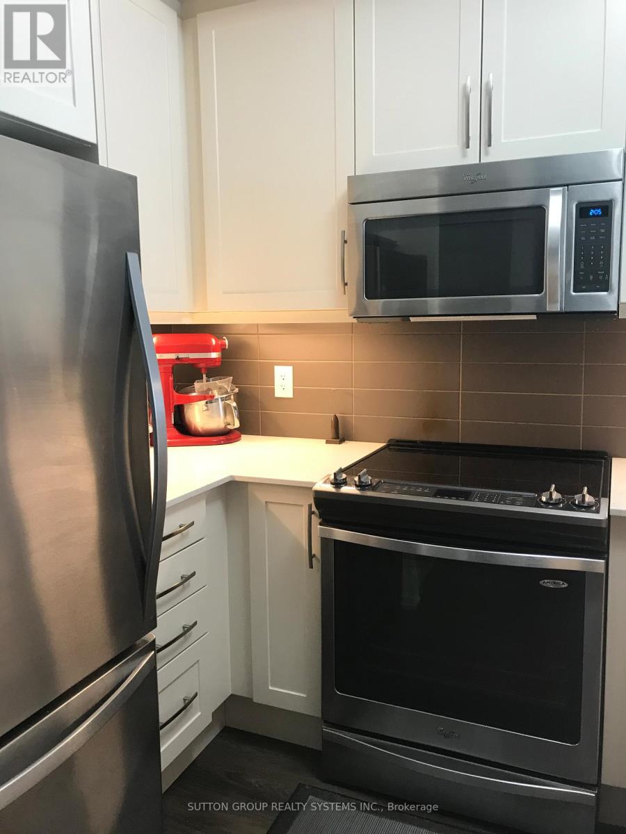 623 - 1 Old Mill Drive, Toronto, Ontario  M6S 0A1 - Photo 6 - W13216594