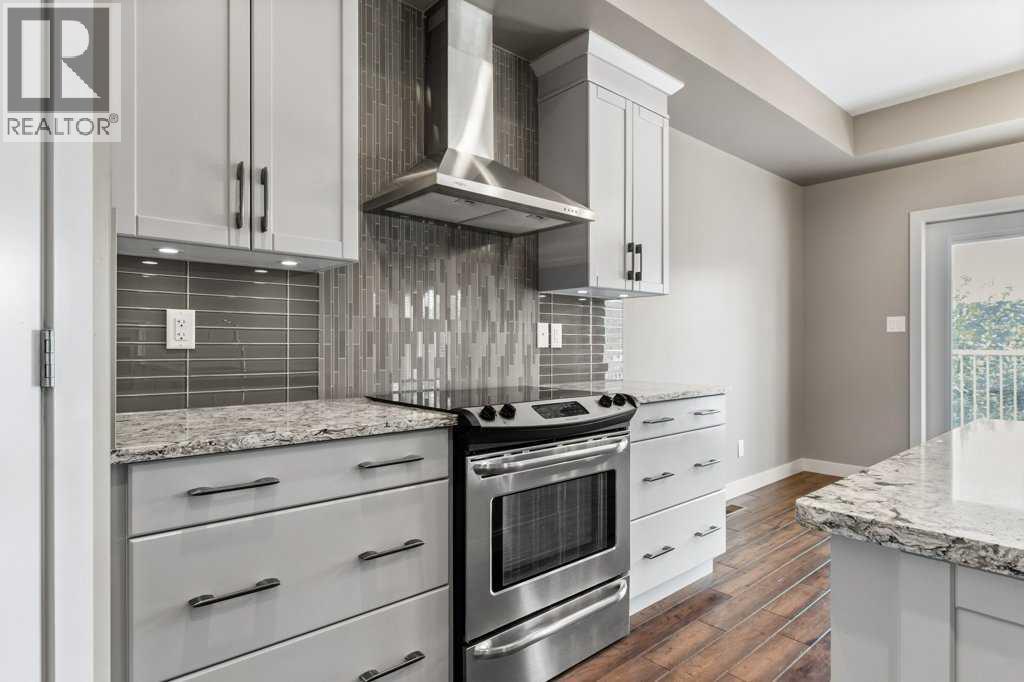 26 Regal Court, Sylvan Lake, Alberta T4S 0G2 - Photo 3 - A2316195
