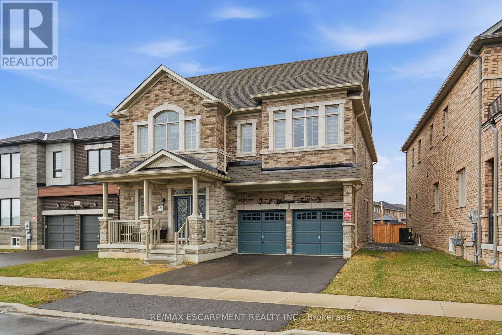 7 Grierson Trail, Hamilton, Ontario  L8B 1Z7 - Photo 2 - X13216368