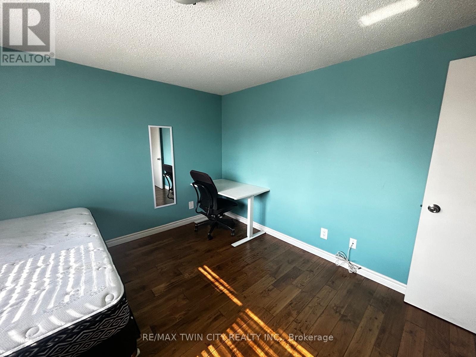 254 Camille Crescent, Waterloo, Ontario  N2K 3B6 - Photo 15 - X13216502