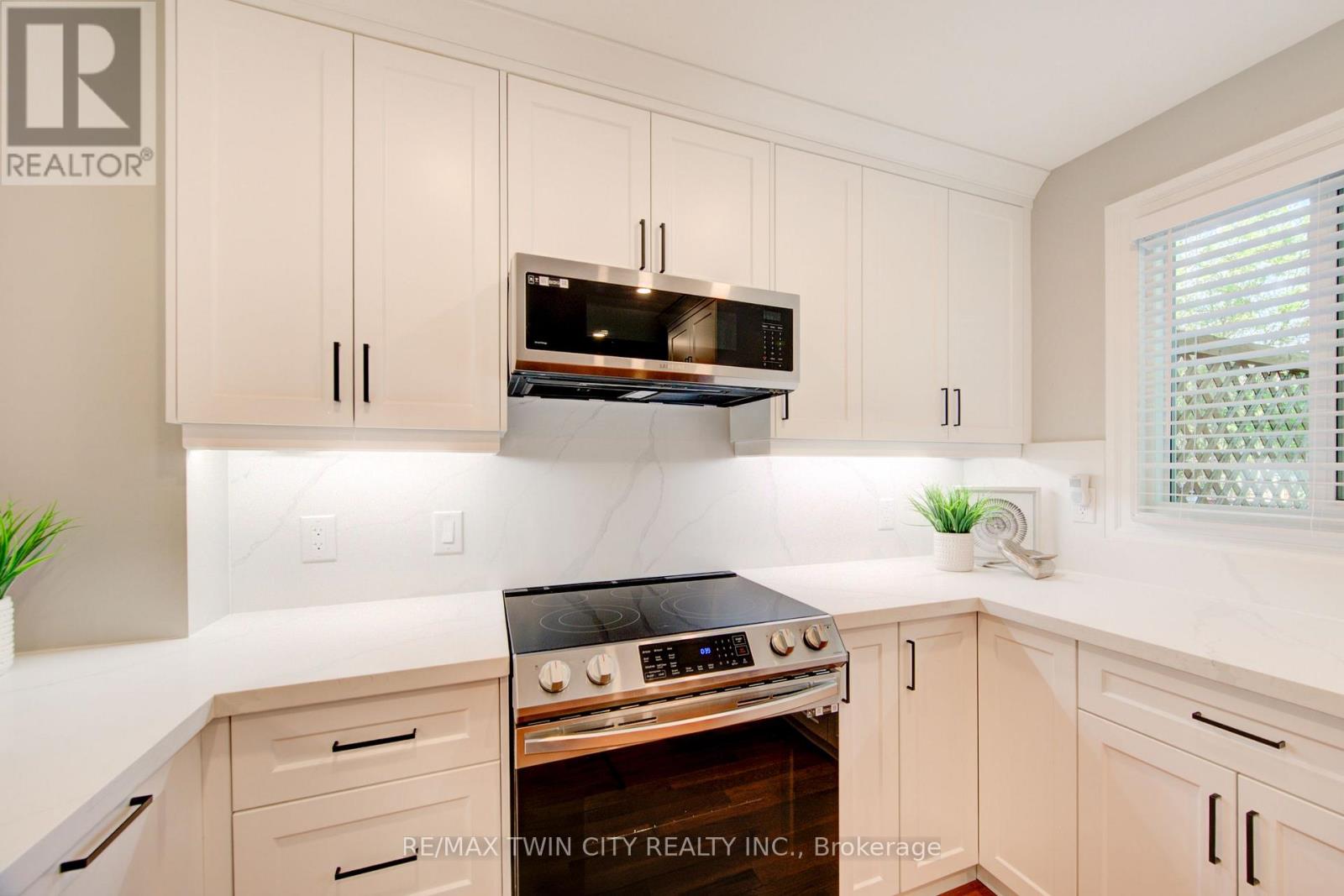 A - 432 Lee Avenue, Waterloo, Ontario  N2K 2L7 - Photo 12 - X13216608