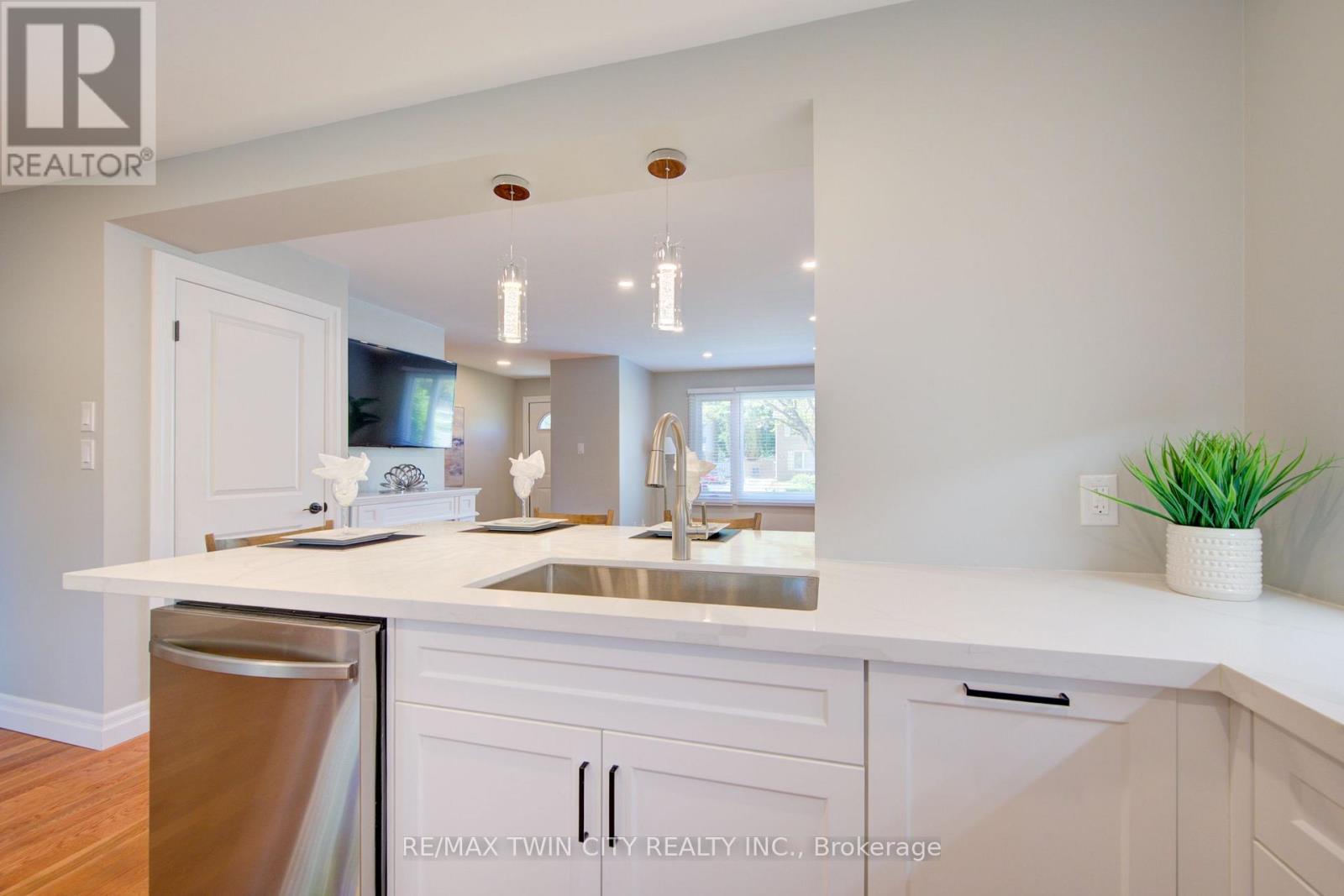A - 432 Lee Avenue, Waterloo, Ontario  N2K 2L7 - Photo 14 - X13216608