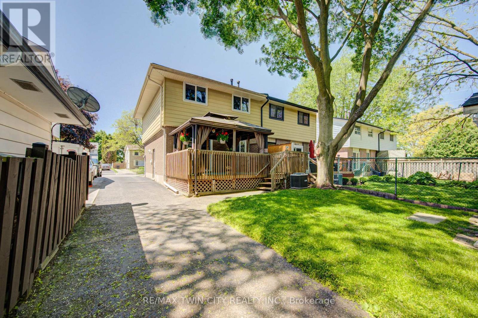 A - 432 Lee Avenue, Waterloo, Ontario  N2K 2L7 - Photo 33 - X13216608