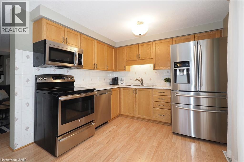 75 Donnenwerth Drive, Kitchener, Ontario  N2E 3W6 - Photo 4 - 40834943