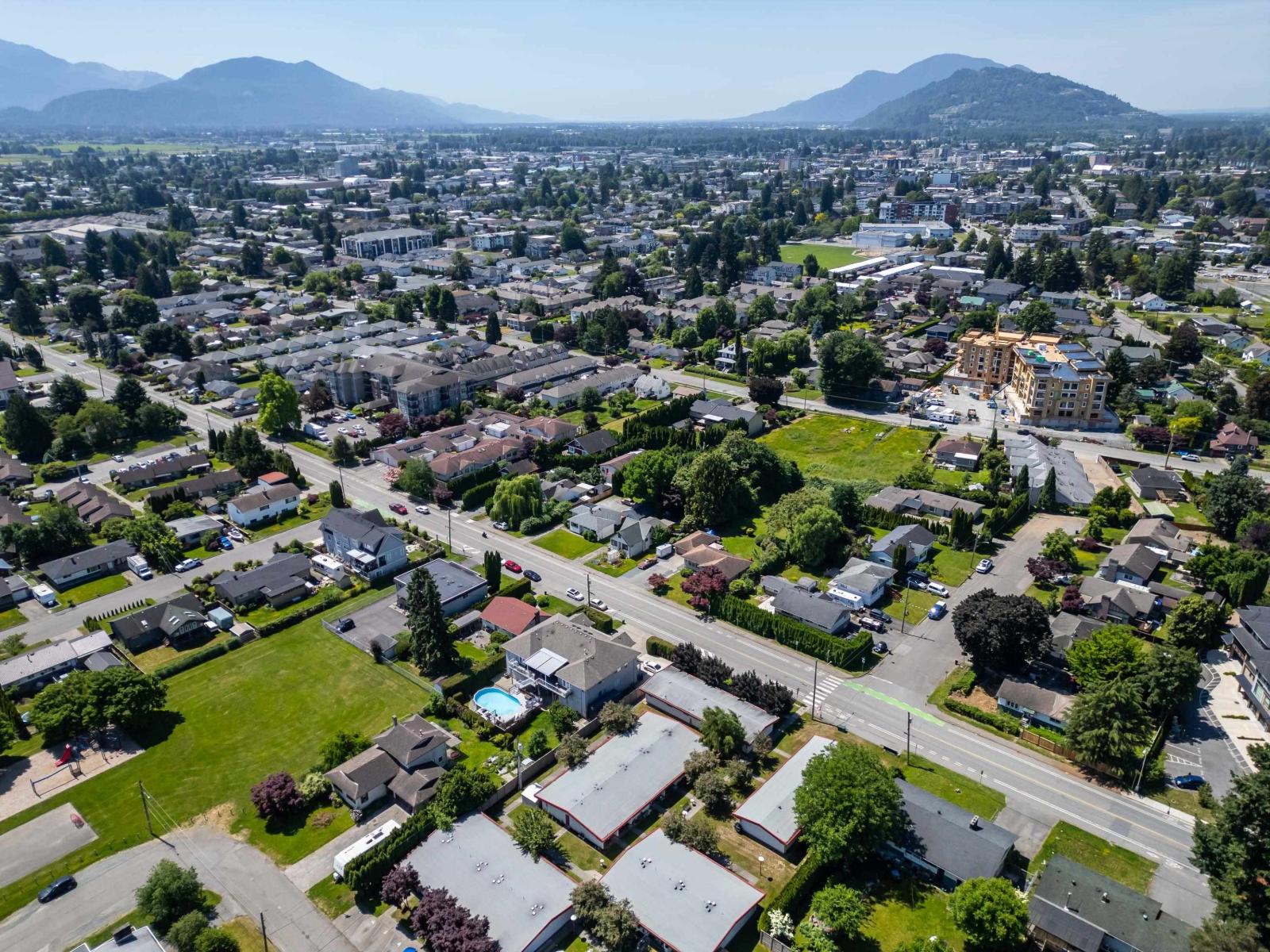 9533 Broadway Street, Chilliwack Proper East, Chilliwack, British Columbia  V2P 5T8 - Photo 6 - R3128768