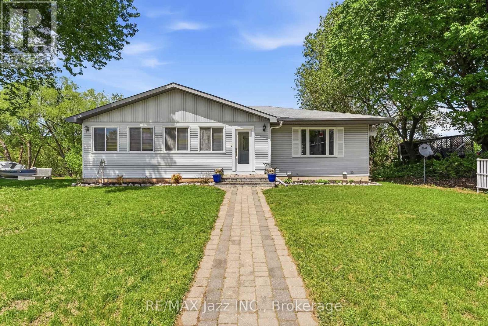 5492 HWY 620, Wollaston, Ontario