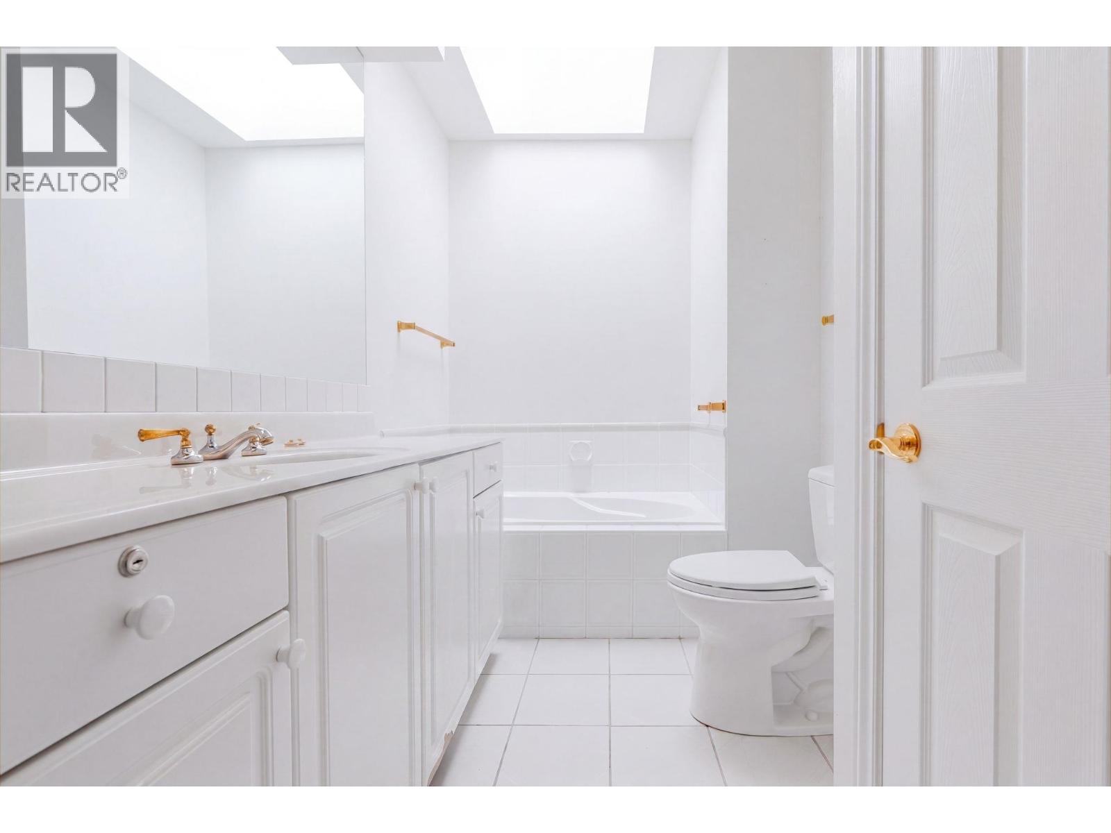 402 3621 W 26th Avenue, Vancouver, British Columbia  V6S 1P2 - Photo 17 - R3092560