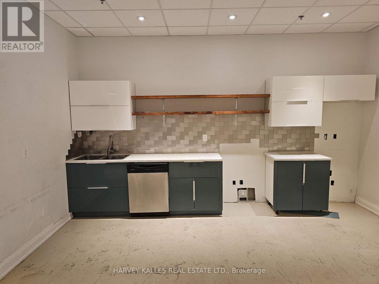 11 A AND B - 225 WELLESLEY STREET E, Toronto, Ontario