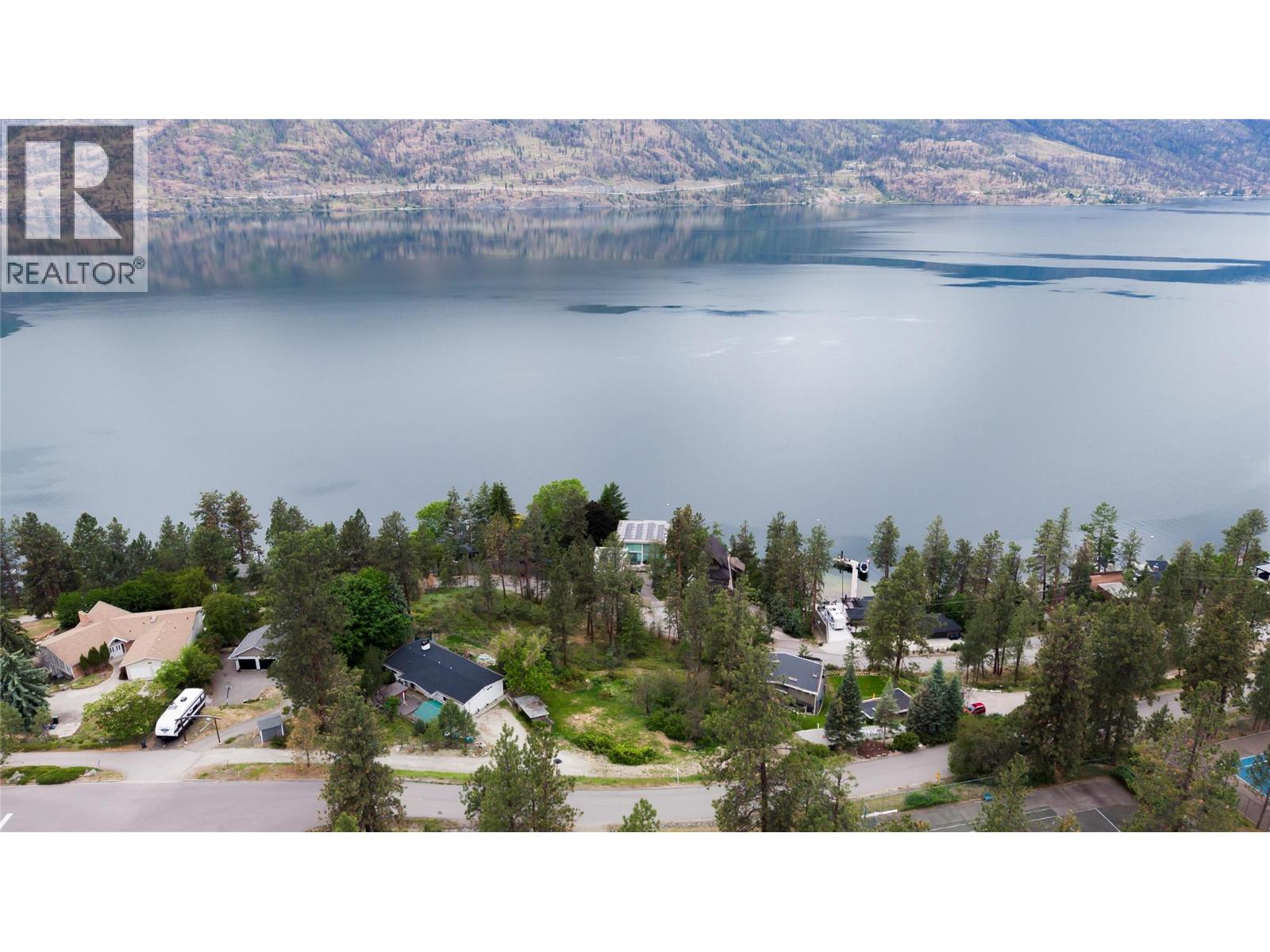 2320 Bennett Road, Kelowna, British Columbia  V1V 2B6 - Photo 3 - 10389462