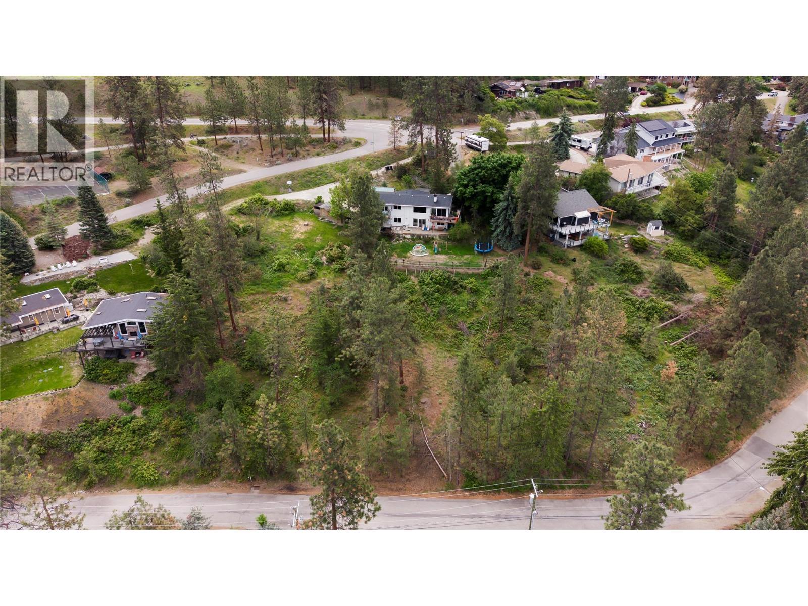 2320 Bennett Road, Kelowna, British Columbia  V1V 2B6 - Photo 7 - 10389462