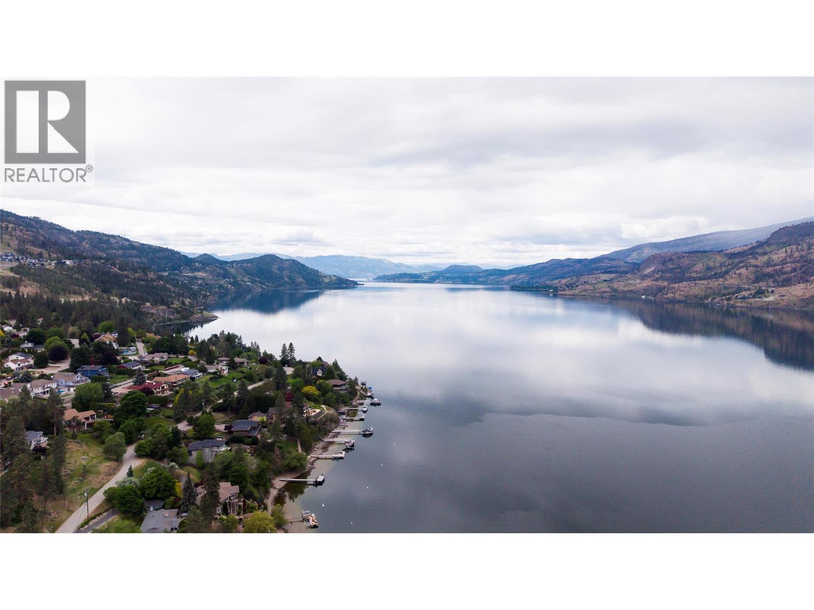 2320 Bennett Road, Kelowna, British Columbia  V1V 2B6 - Photo 2 - 10389462