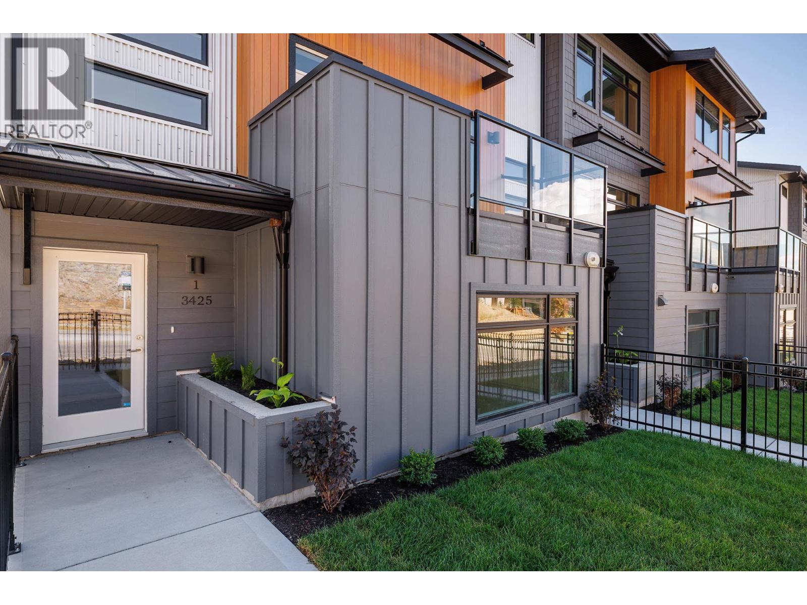 2 - 3425 Hilltown Drive, Mckinley Landing, Kelowna