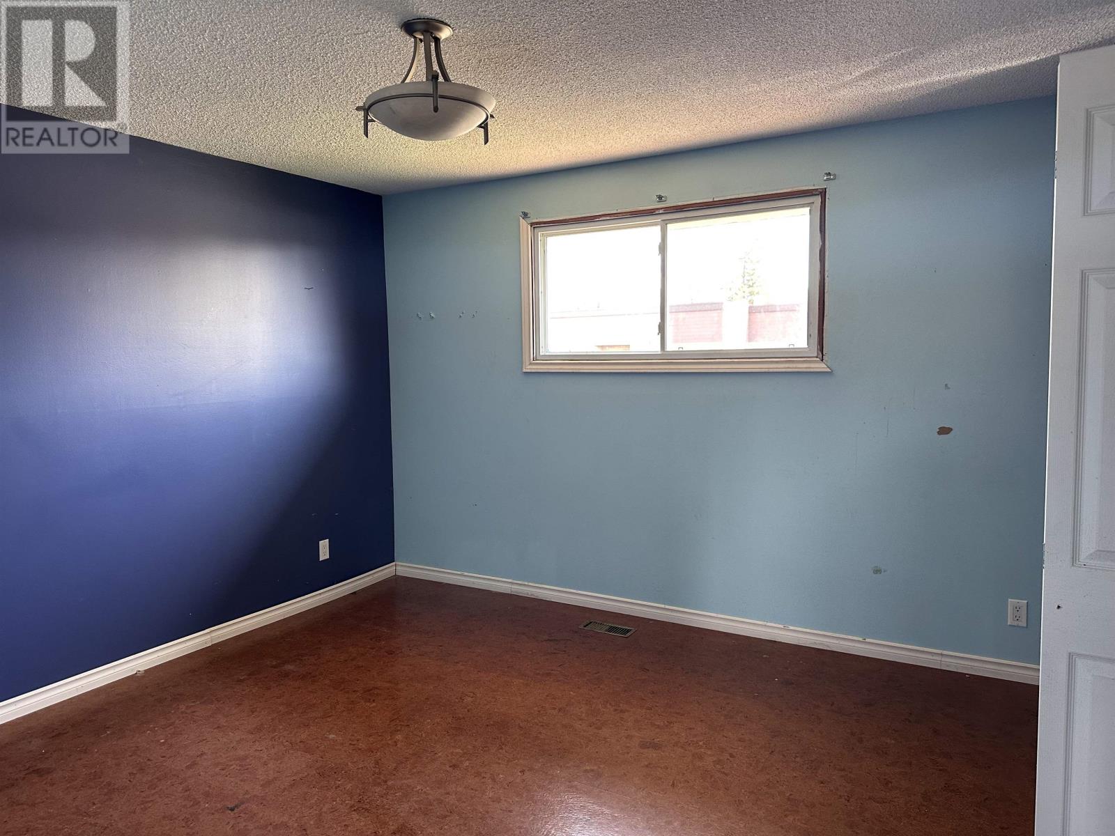 423 Brittany Drive, Thunder Bay, Ontario  P7B 5P3 - Photo 10 - TB2601260