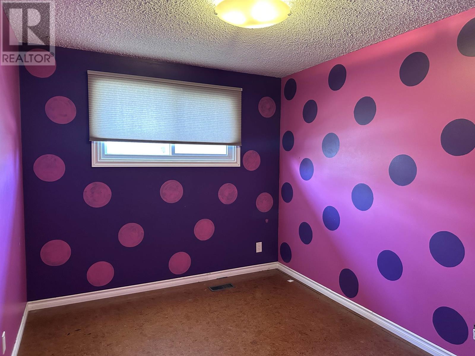 423 Brittany Drive, Thunder Bay, Ontario  P7B 5P3 - Photo 12 - TB2601260