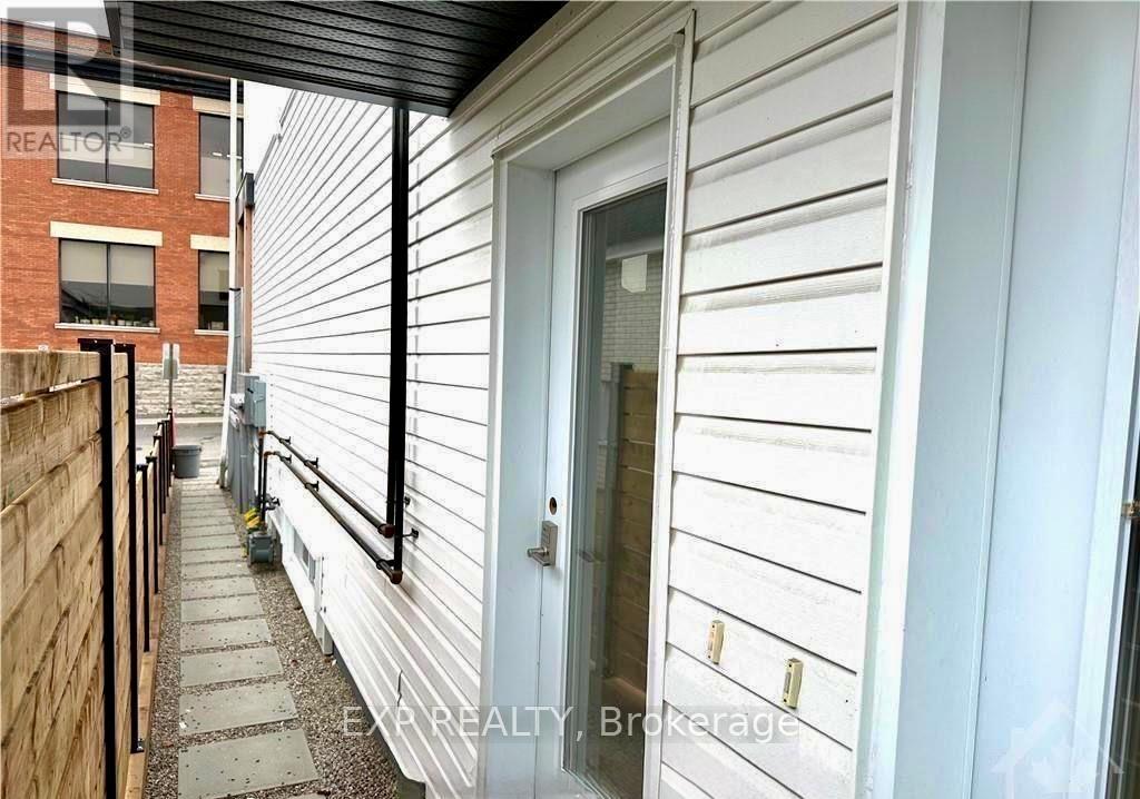 B - 25 O'meara Street, Ottawa, Ontario  K1Y 2S8 - Photo 2 - X13216616