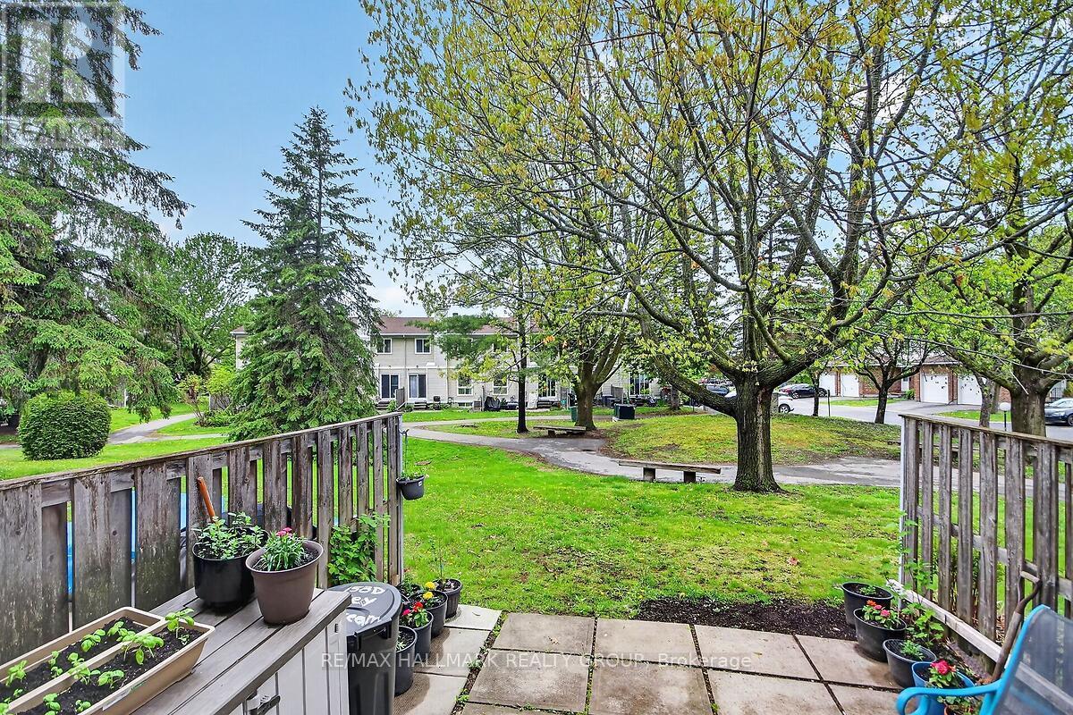 D - 158 Valley Stream Drive, Ottawa, Ontario K2H 9C6 - Photo 25 - X13216664