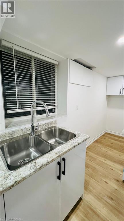 32 Southdale Avenue Unit# Lower, Kitchener, Ontario  N2M 3V5 - Photo 8 - 40833860