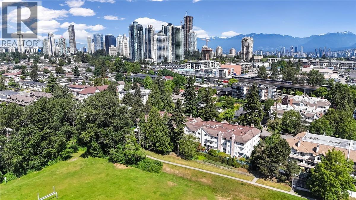 107 5350 Victory Street, Burnaby, British Columbia  V5J 1T1 - Photo 2 - R3129524