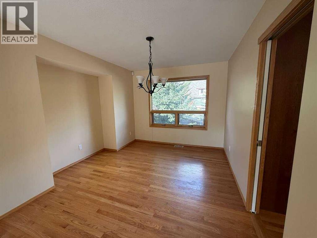 2 Terrace Place, Canmore, Alberta  T1W 2Y3 - Photo 12 - A2309821