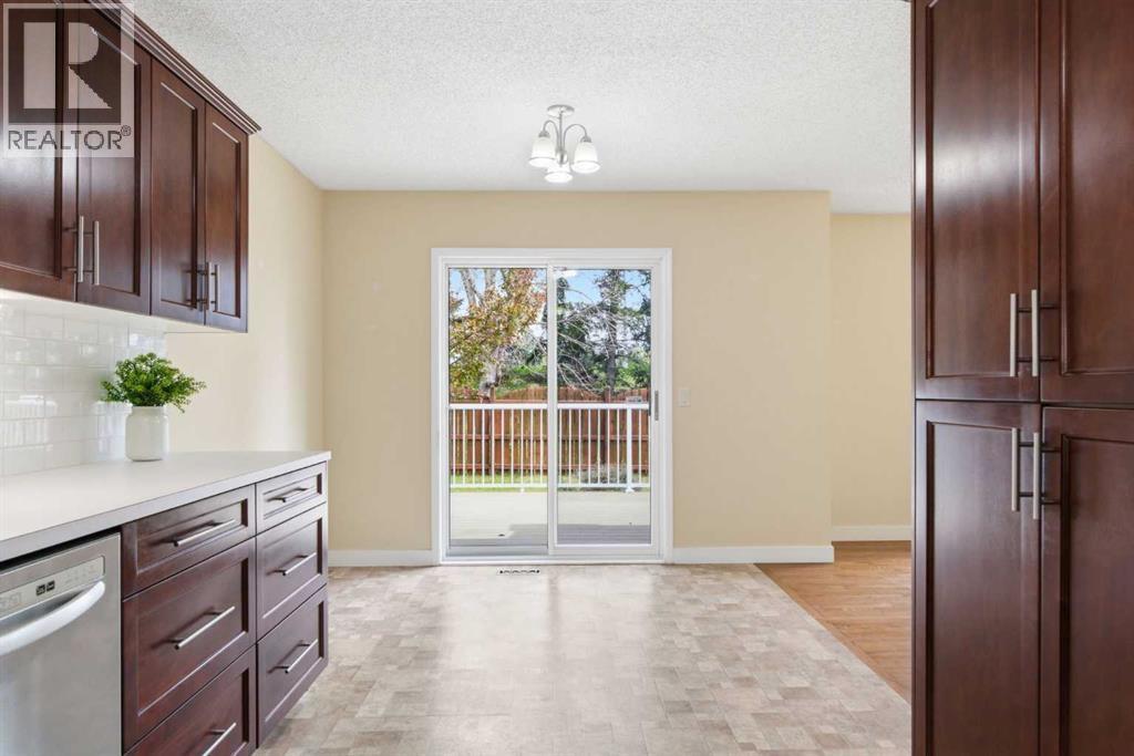 34 Vandoos Gardens Nw, Calgary, Alberta  T3A 4W4 - Photo 13 - A2310190