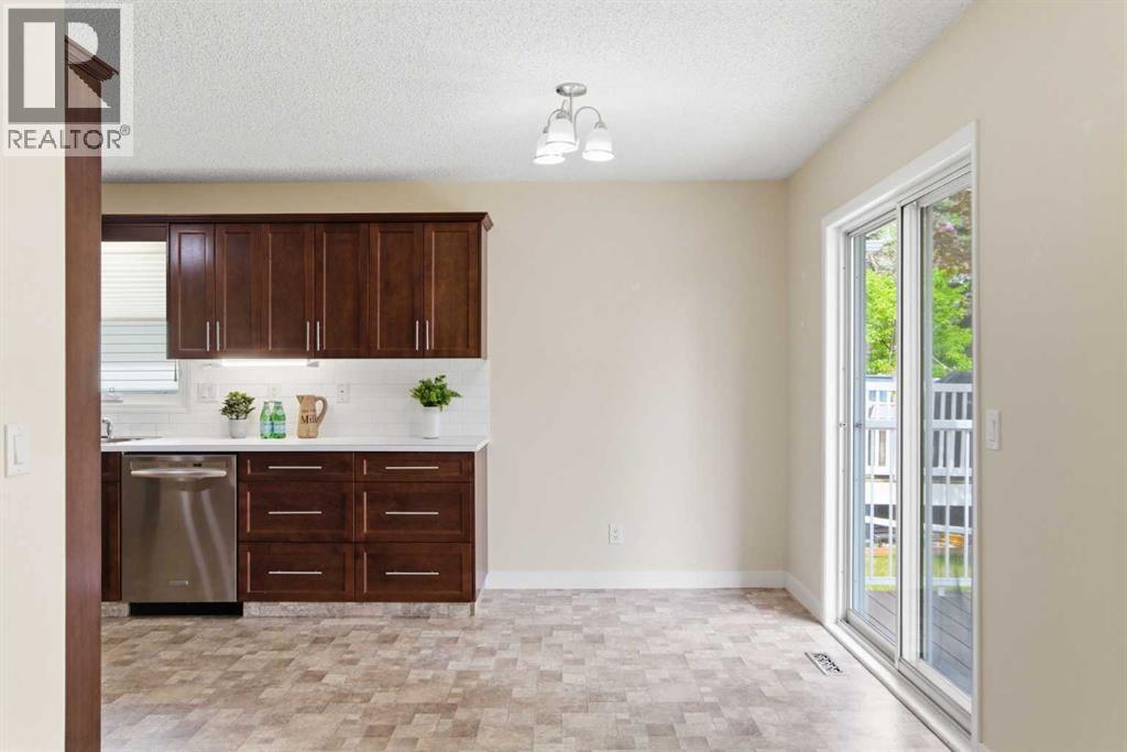 34 Vandoos Gardens Nw, Calgary, Alberta  T3A 4W4 - Photo 15 - A2310190