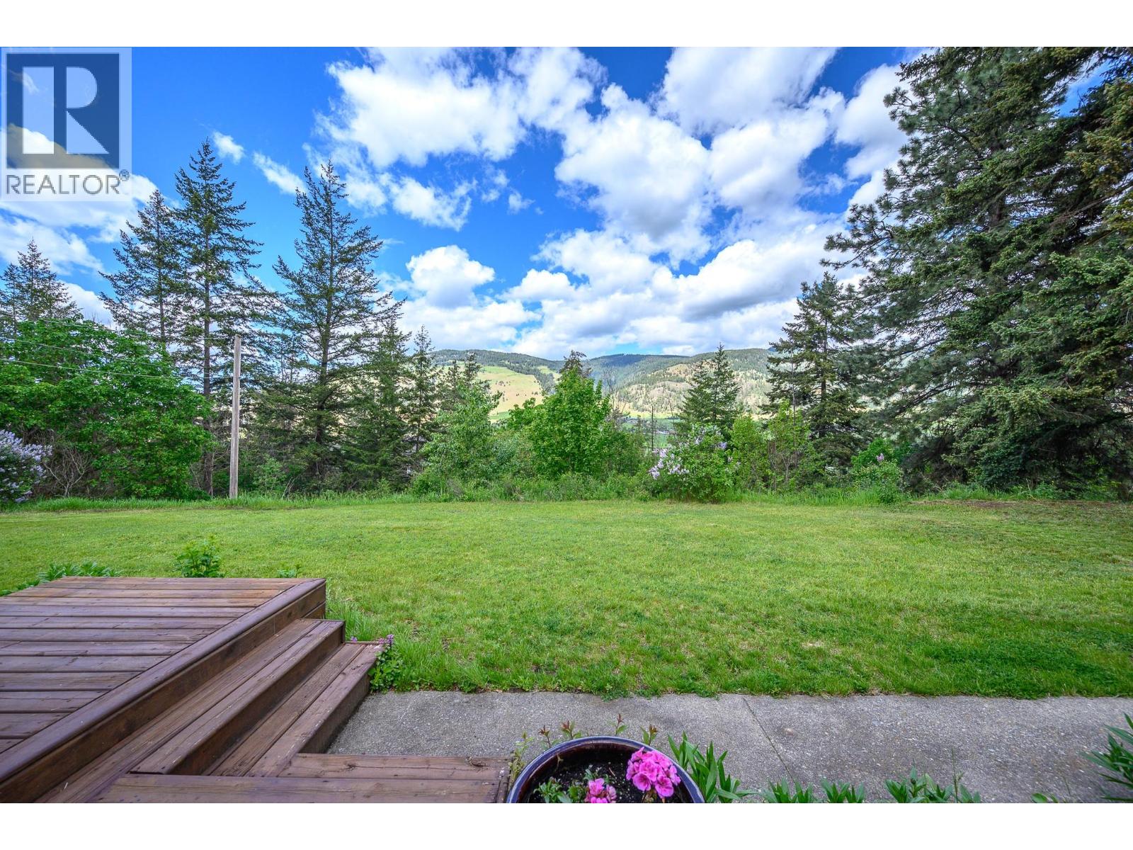 6960 Brewer Road, Coldstream, British Columbia  V1B 3H2 - Photo 5 - 10388136