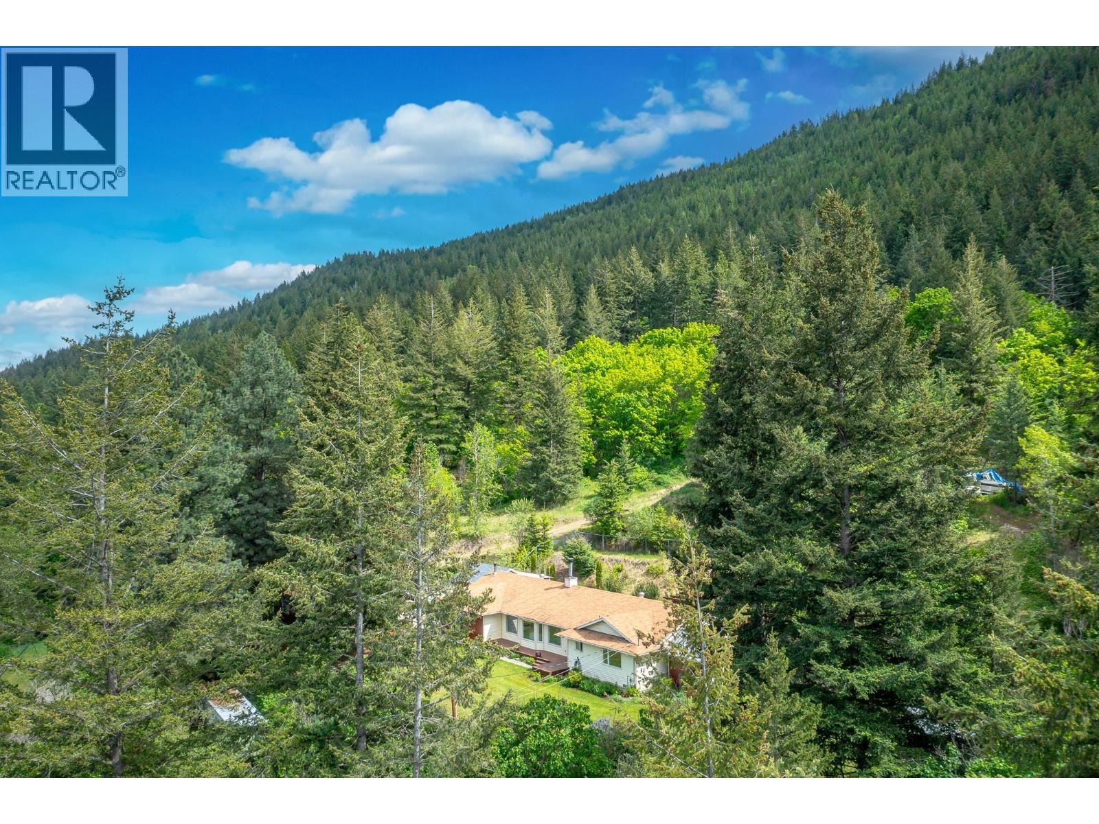 6960 Brewer Road, Coldstream, British Columbia  V1B 3H2 - Photo 44 - 10388136