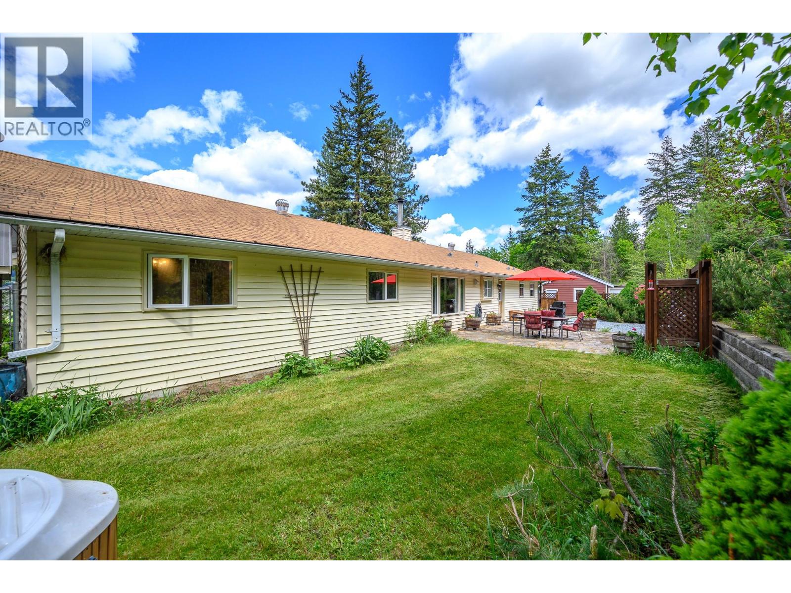 6960 Brewer Road, Coldstream, British Columbia  V1B 3H2 - Photo 33 - 10388136