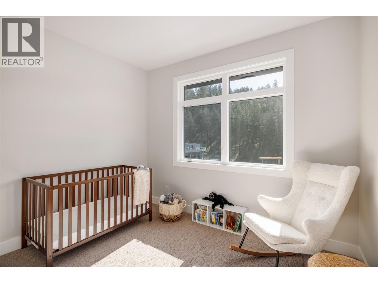 3425 Hilltown Drive Unit# 4, Kelowna, British Columbia V1V 2B5 - Photo 8 - 10389484