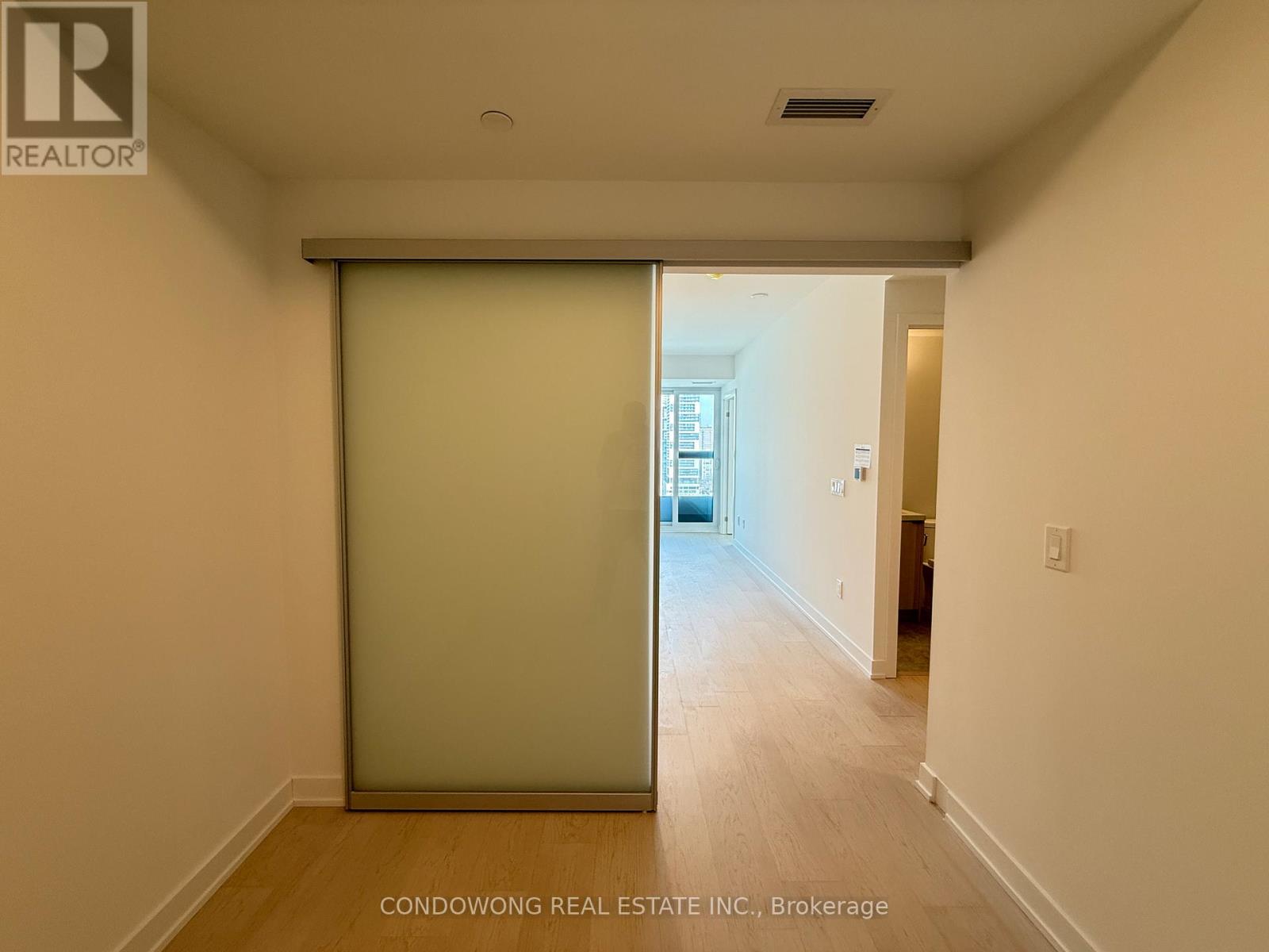 2205 - 252 Church Street, Toronto, Ontario  M5B 0E6 - Photo 9 - C13216620