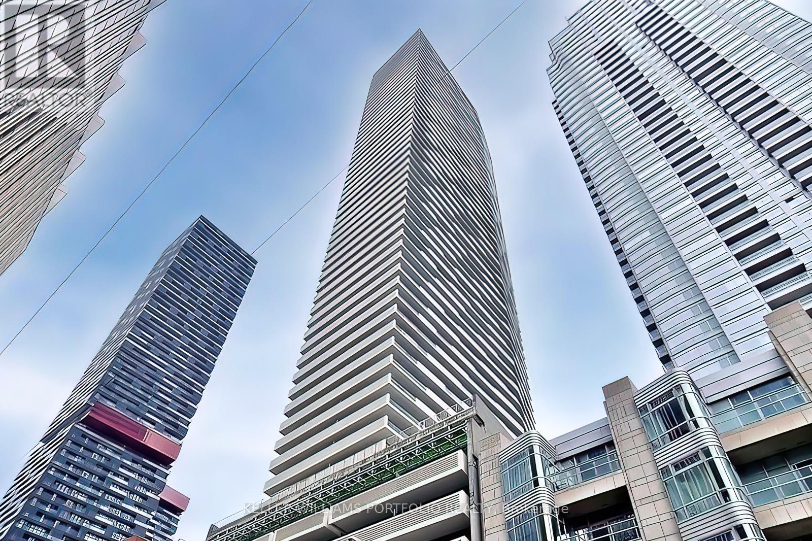 1106 - 2221 YONGE STREET, Toronto, Ontario