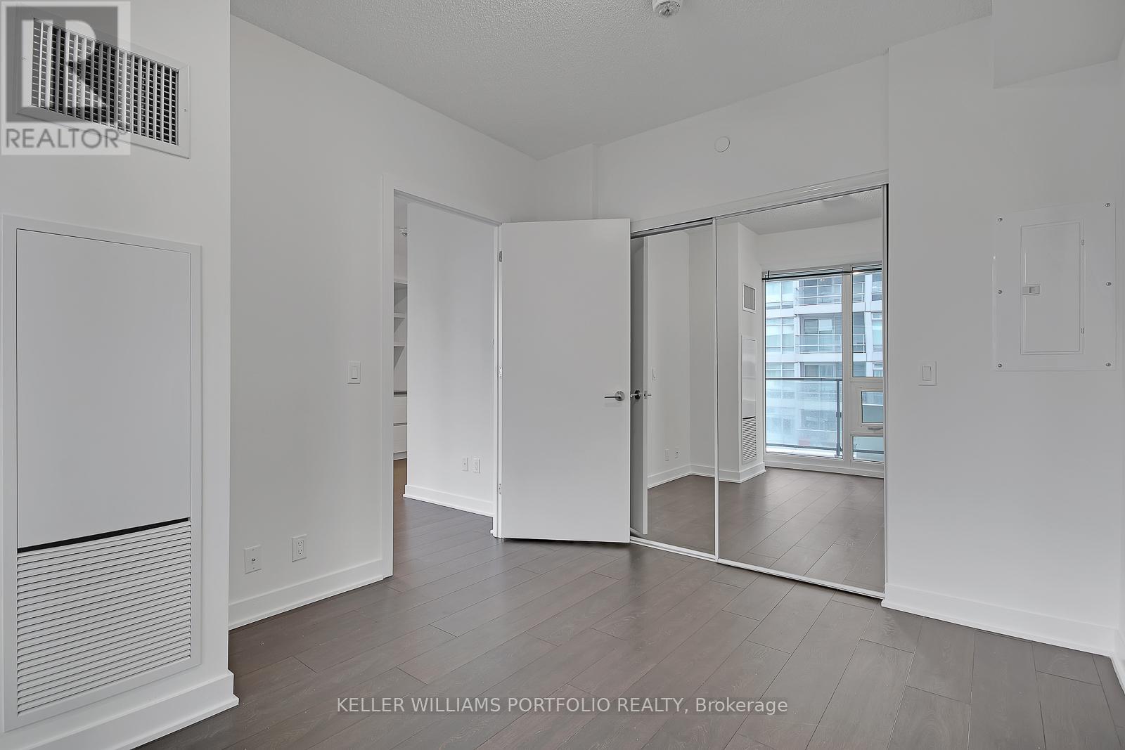 1106 - 2221 Yonge Street, Toronto, Ontario  M4S 2B4 - Photo 17 - C13216680