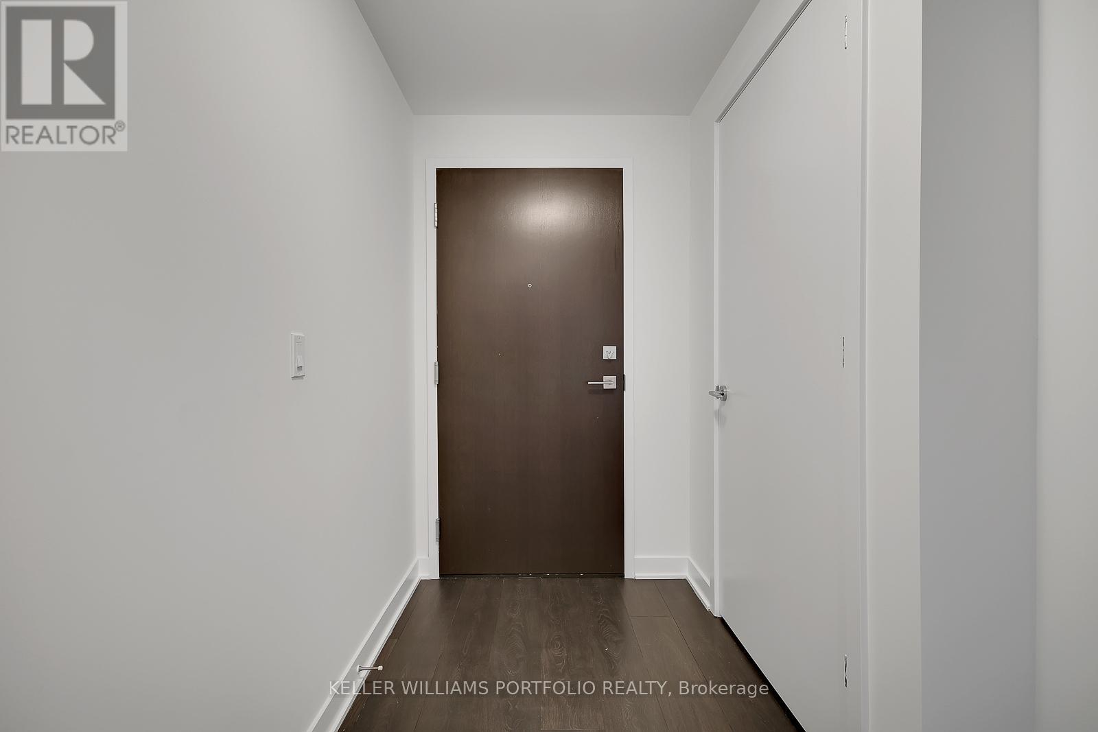 1106 - 2221 Yonge Street, Toronto, Ontario  M4S 2B4 - Photo 3 - C13216680