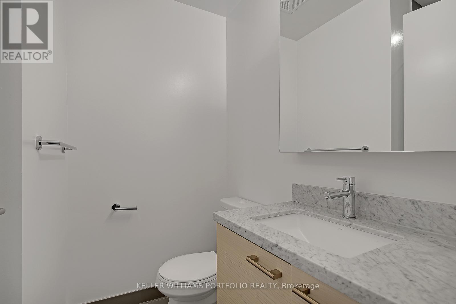 1106 - 2221 Yonge Street, Toronto, Ontario  M4S 2B4 - Photo 4 - C13216680