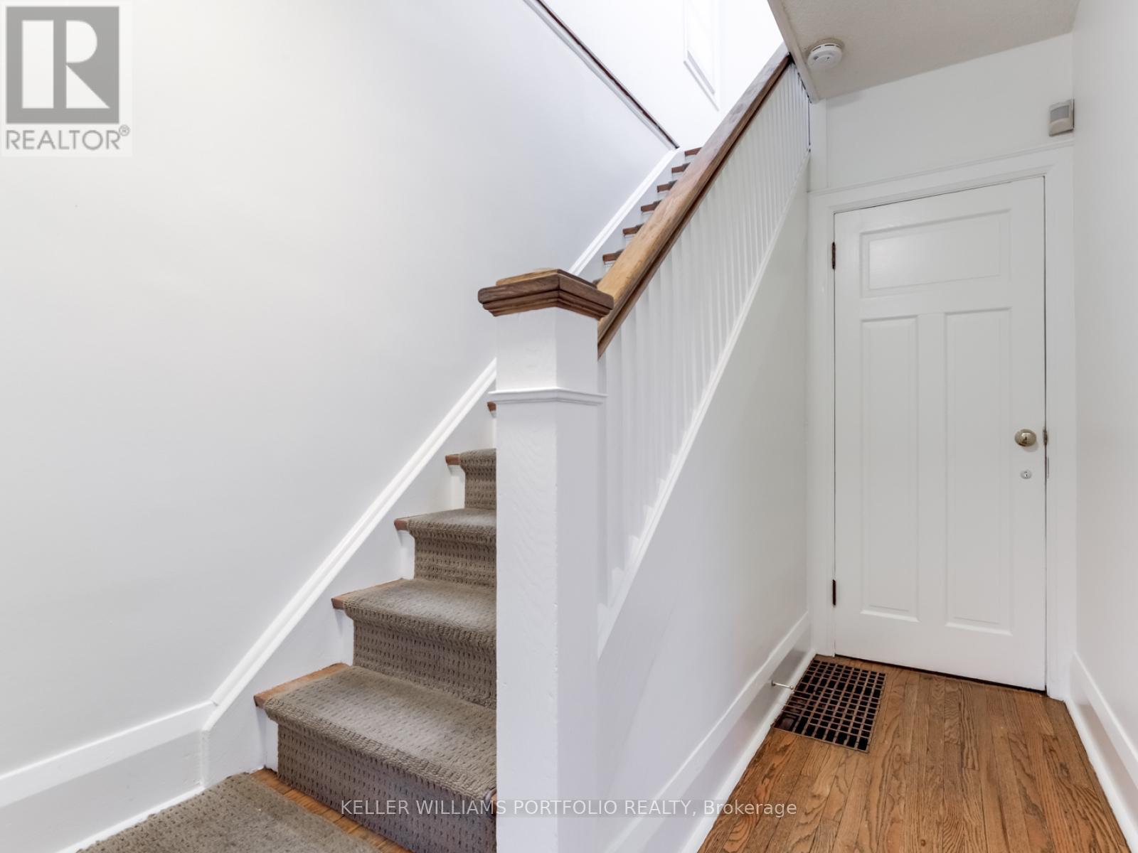 213 Erskine Avenue, Toronto, Ontario  M4P 1Z5 - Photo 13 - C13216696