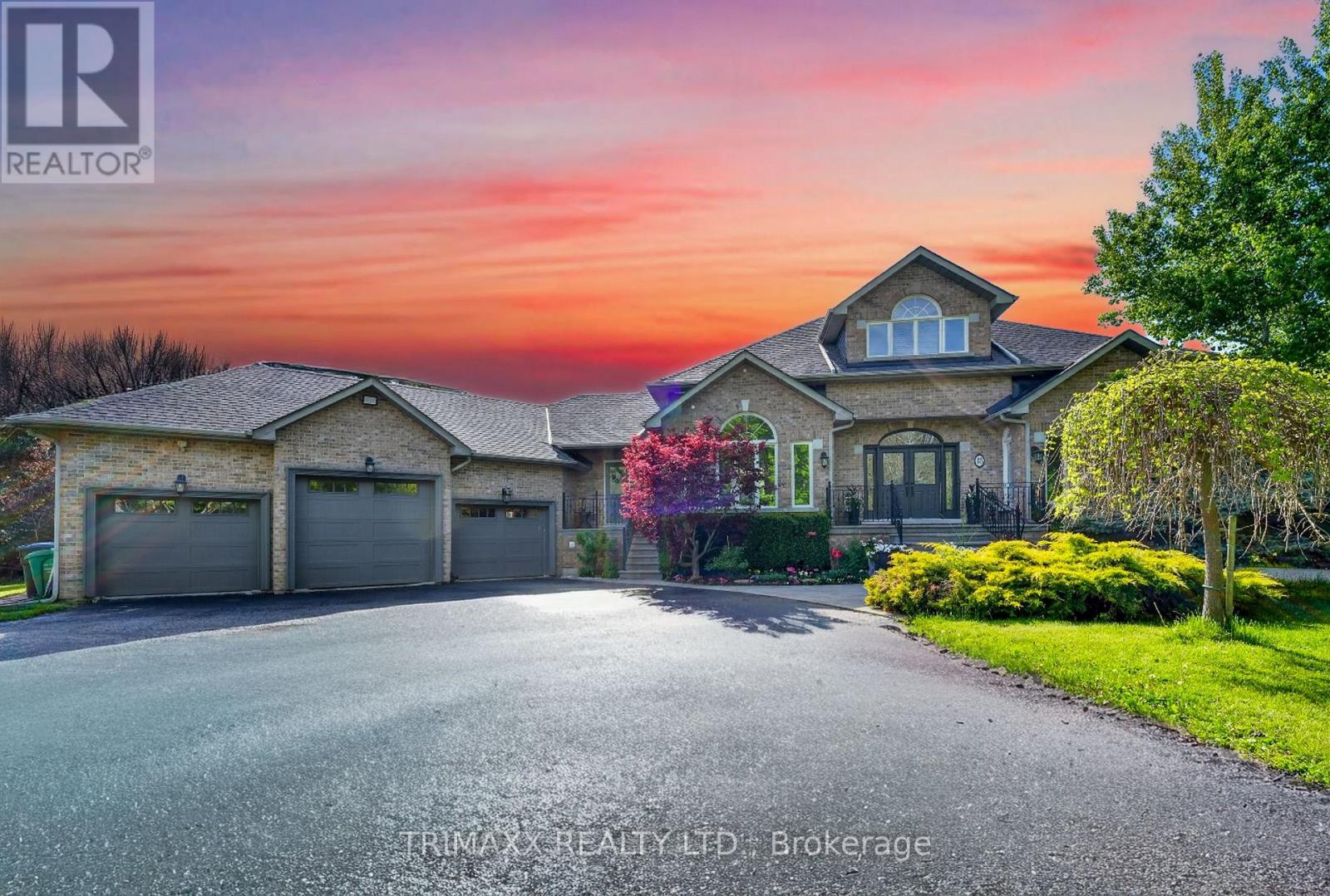 18 WALTON DRIVE, Caledon, Ontario
