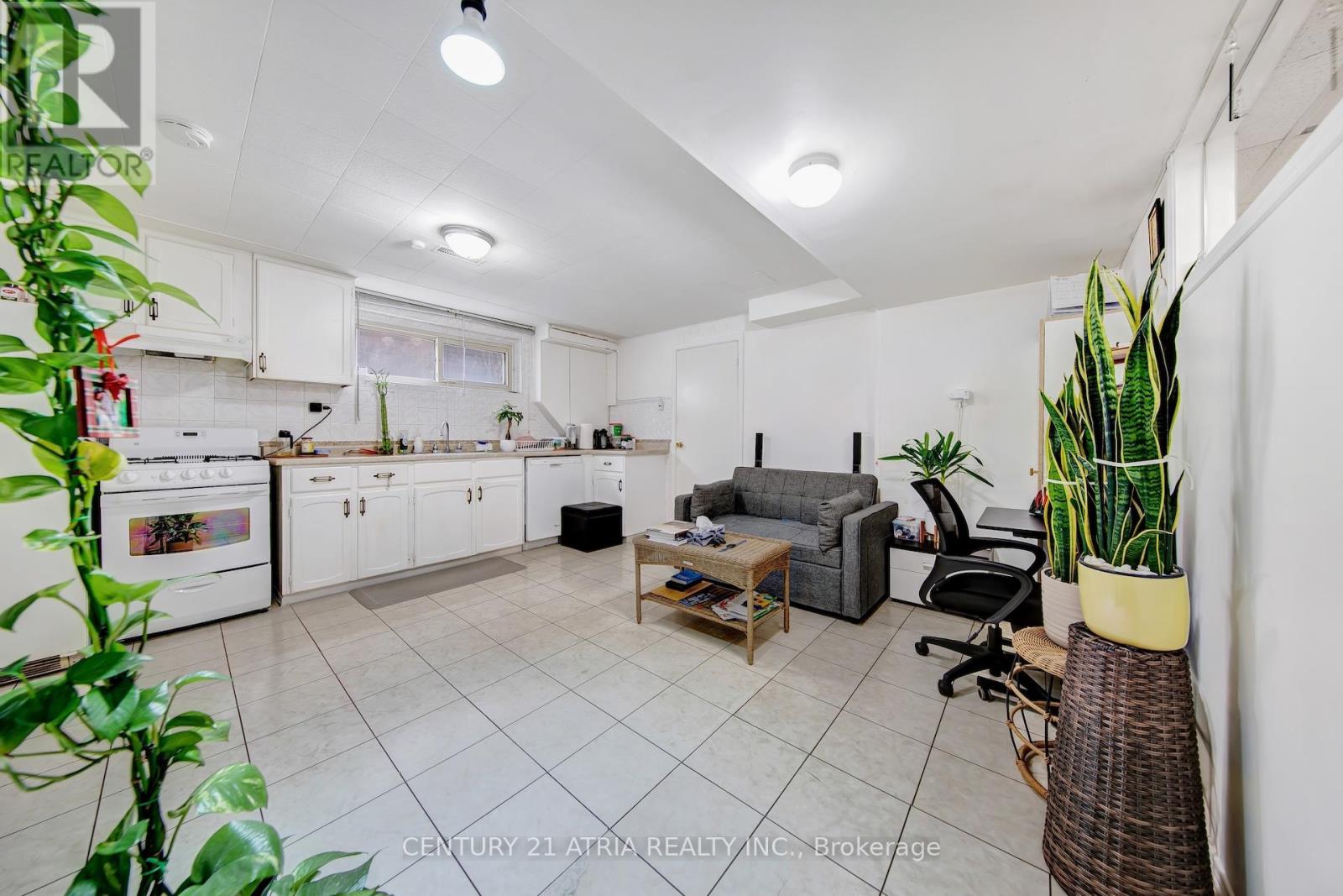 Unit B - 43 Aragon Avenue, Toronto, Ontario  M1T 1X8 - Photo 3 - E13216676