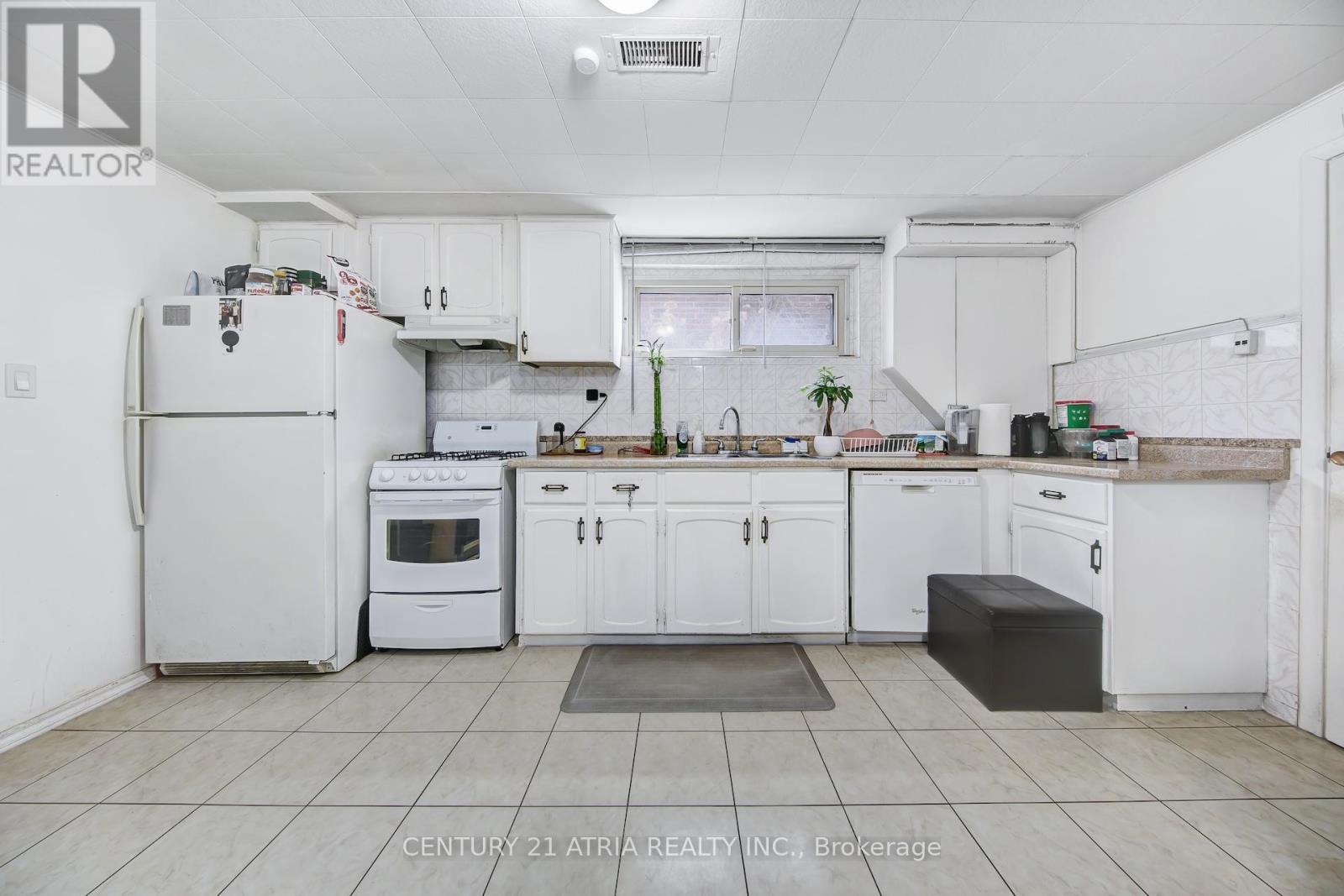 Unit B - 43 Aragon Avenue, Toronto, Ontario  M1T 1X8 - Photo 5 - E13216676