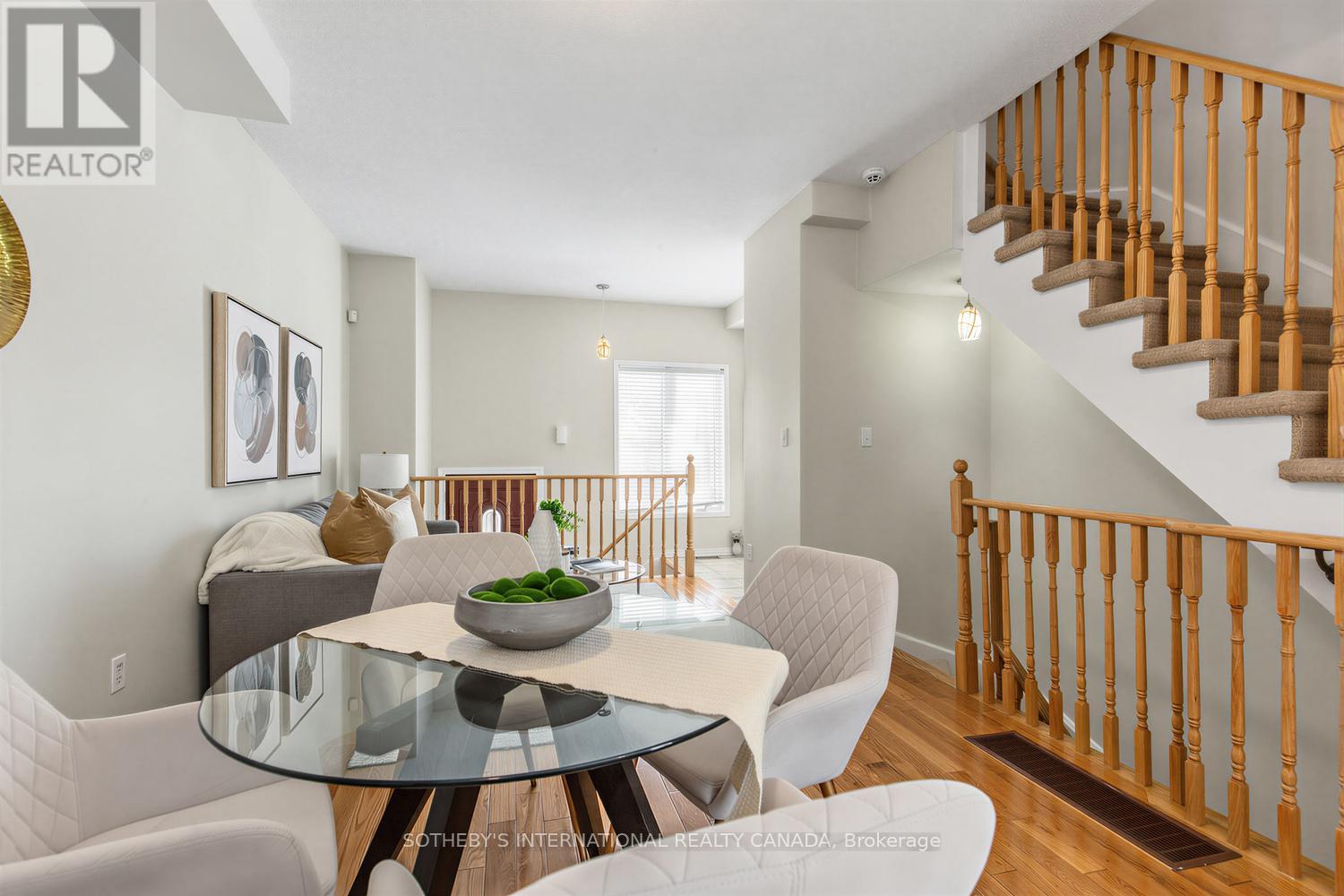 442 Dawes Road, Toronto, Ontario  M4B 2E9 - Photo 11 - E13216688