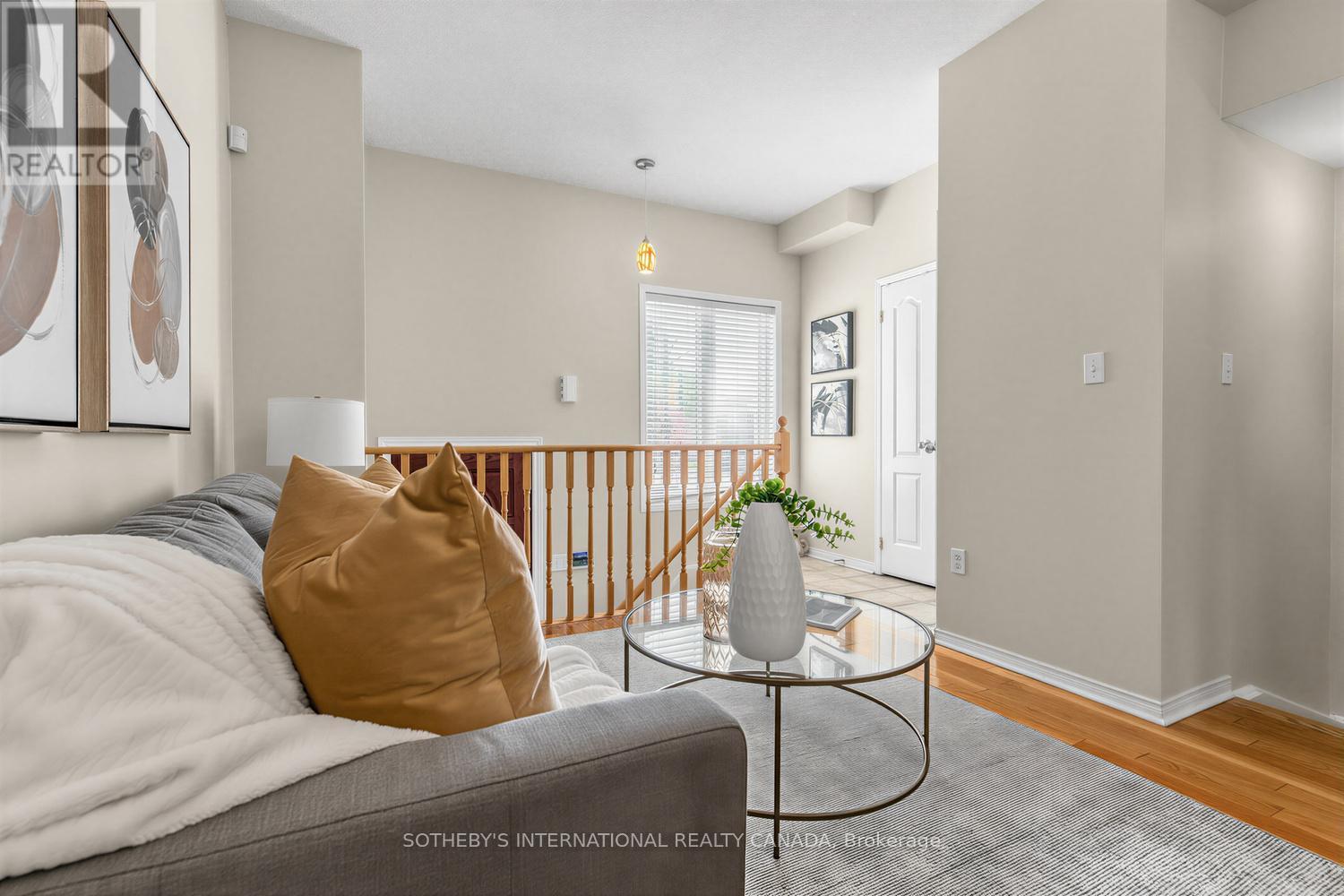 442 Dawes Road, Toronto, Ontario  M4B 2E9 - Photo 7 - E13216688