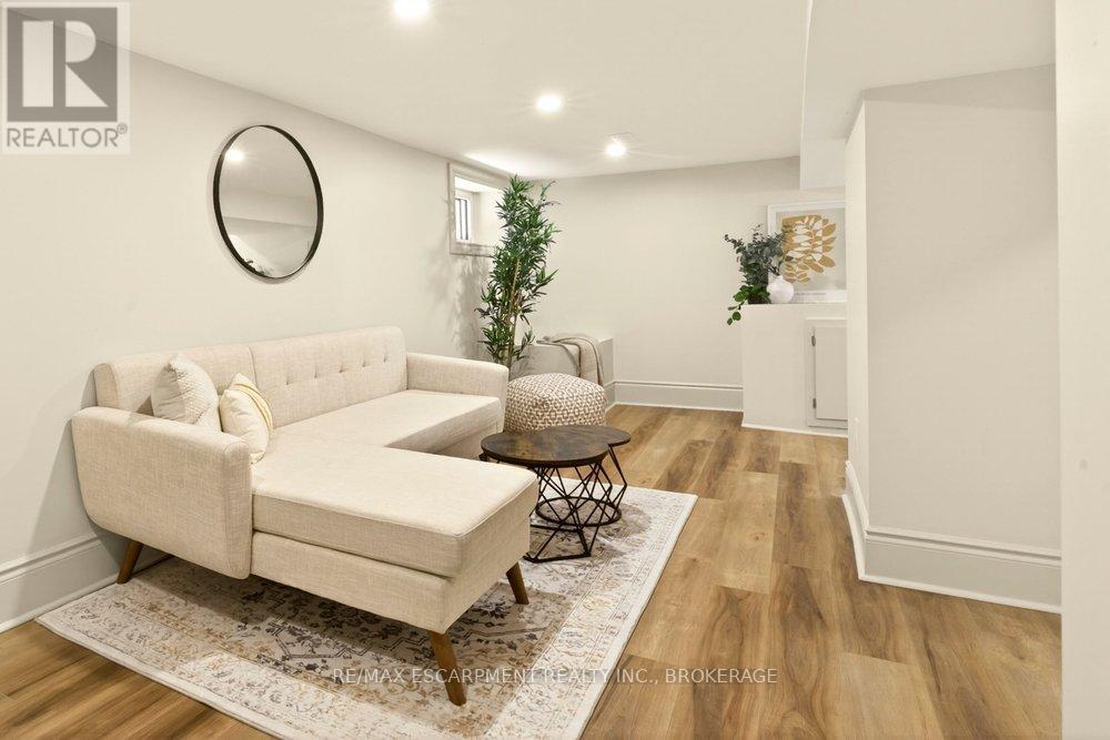 106 Grosvenor Avenue N, Hamilton, Ontario  L8L 7S6 - Photo 39 - X13210556