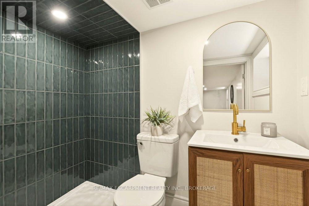 106 Grosvenor Avenue N, Hamilton, Ontario  L8L 7S6 - Photo 41 - X13210556